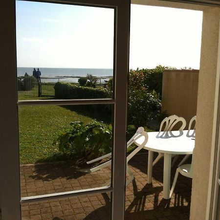 Maison La Flotte Face A La Mer Екстериор снимка