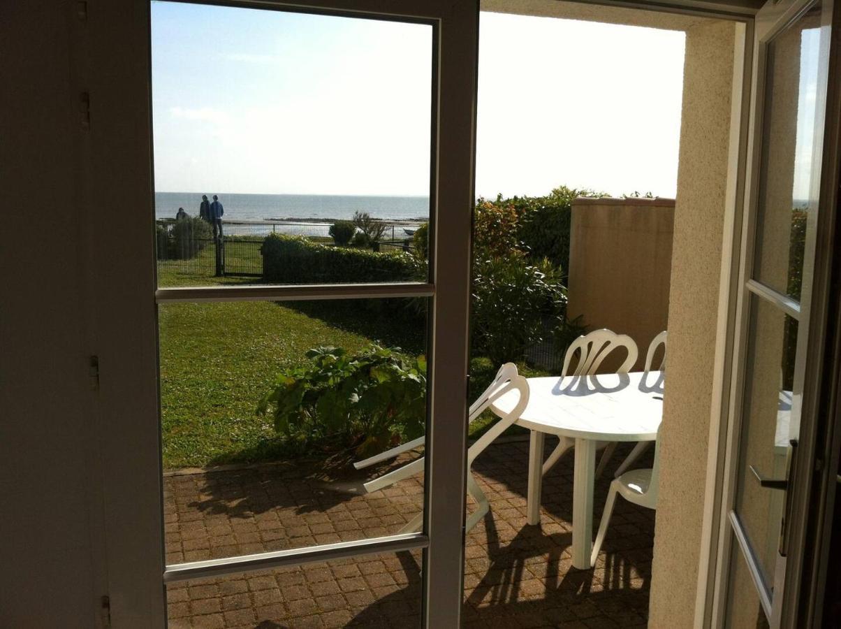 Maison La Flotte Face A La Mer Екстериор снимка